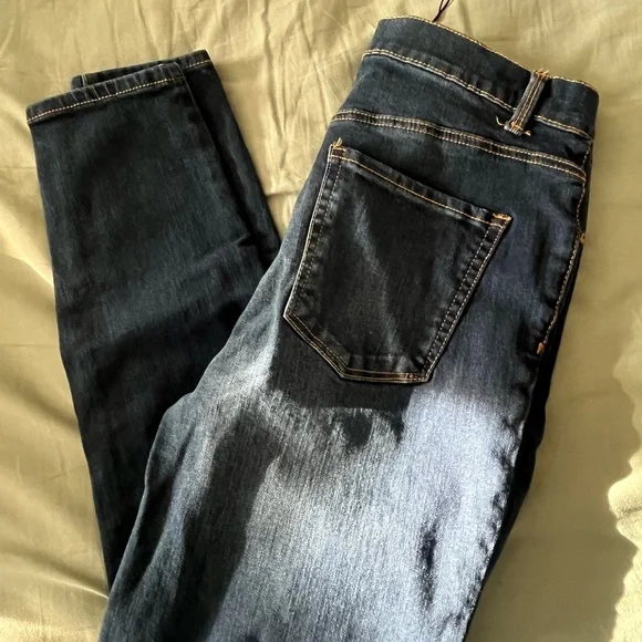 No Boundaries Blue Straight Leg Jeans with Vintage Fade - Picture 2 of 4